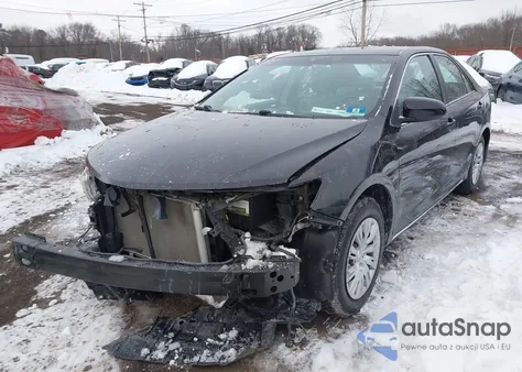 2014 Toyota Camry Le z USA, uszkodzony, nr VIN 4T4BF1FK7ER406865